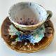 Tasses et soucoupes Morvan en céramique émaillée polychrome