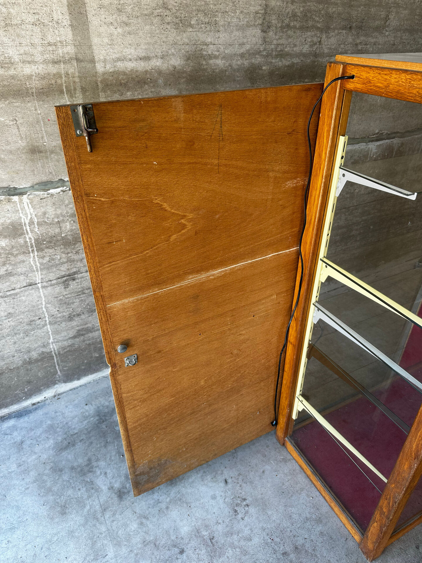 Antique shop display cabinet, 1930s