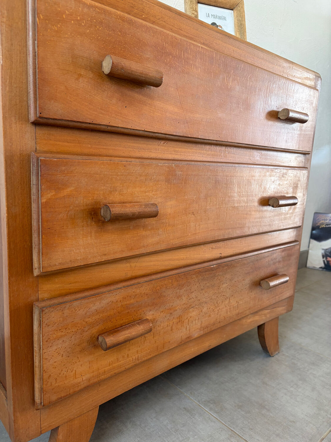 Vintage oak chest of drawers