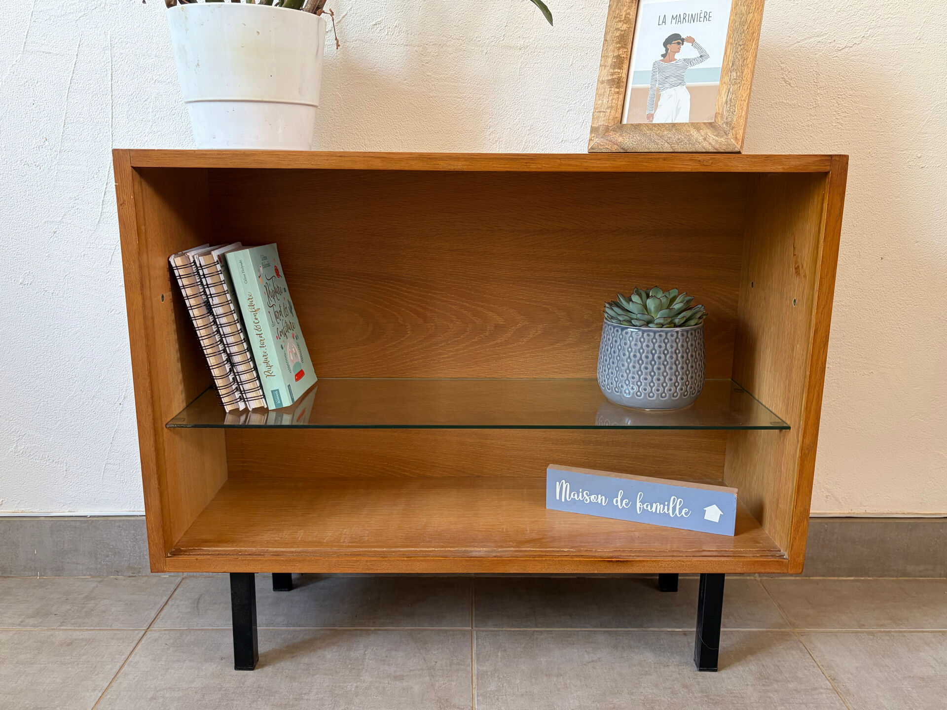 Vintage display cabinet/TV unit from the 1960s.