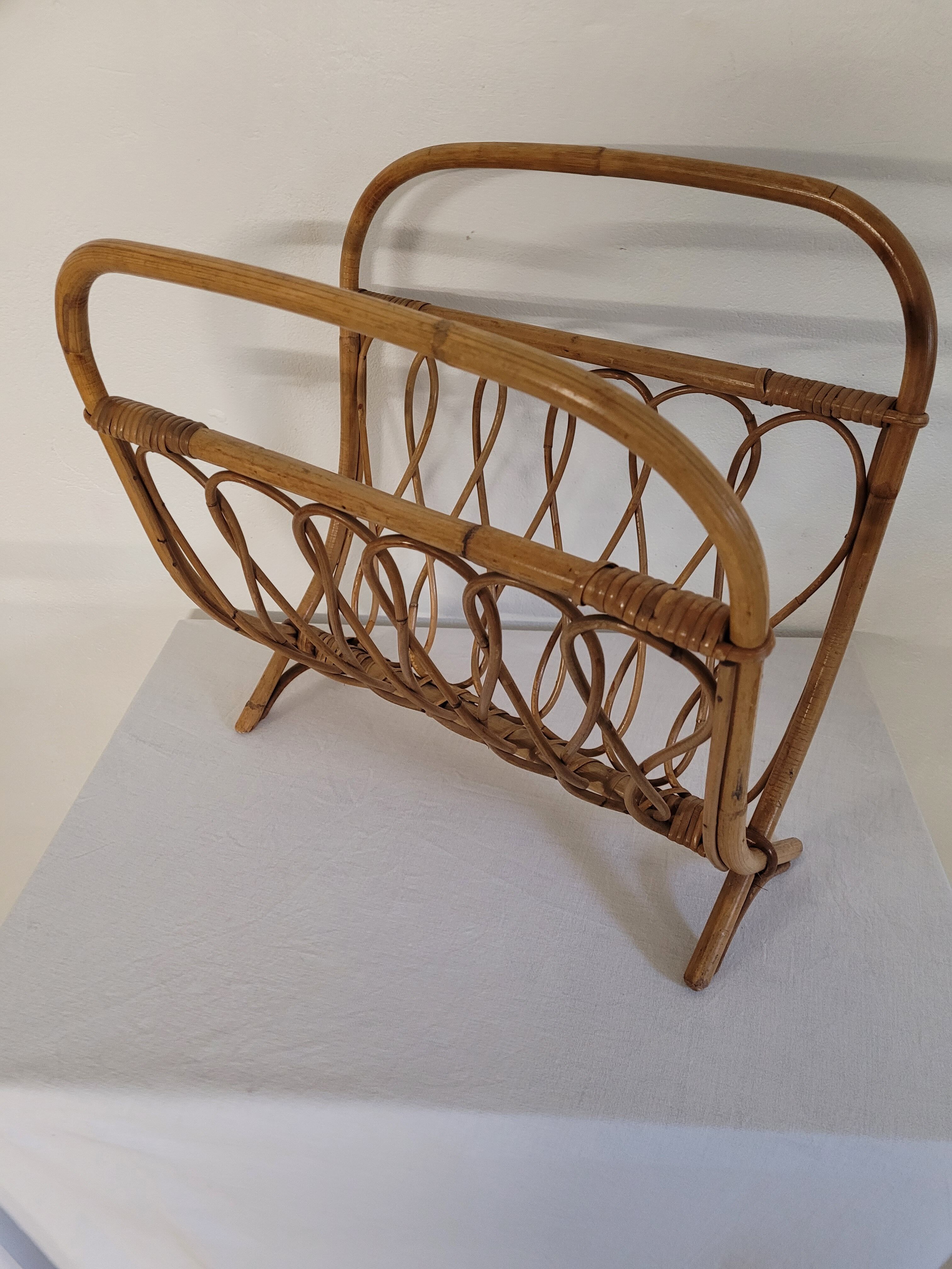 Rattan magazine holder