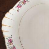 Serving dish with a light border