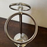 Chrome countertop towel rack