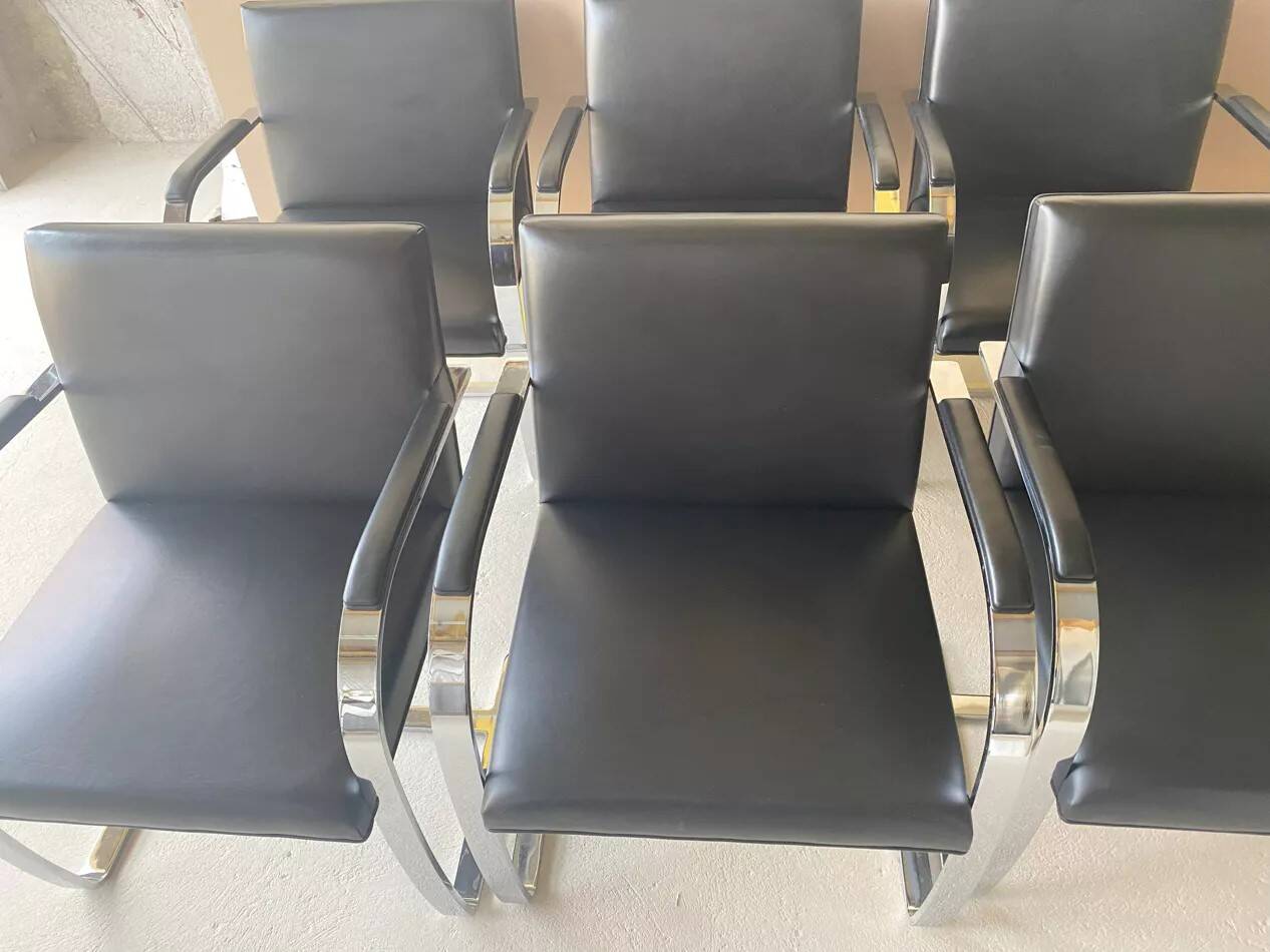 Knoll Studio BRNO armchair