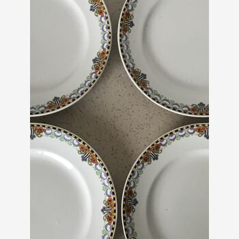 Series of 4 dessert plates - in a fee 