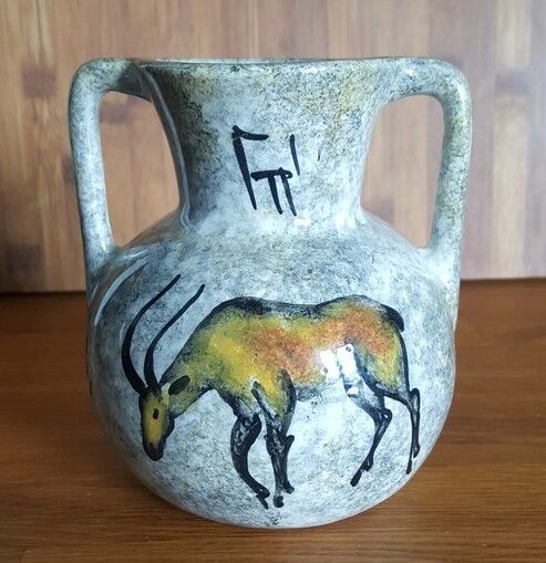 Vintage ceramic vase rock decoration