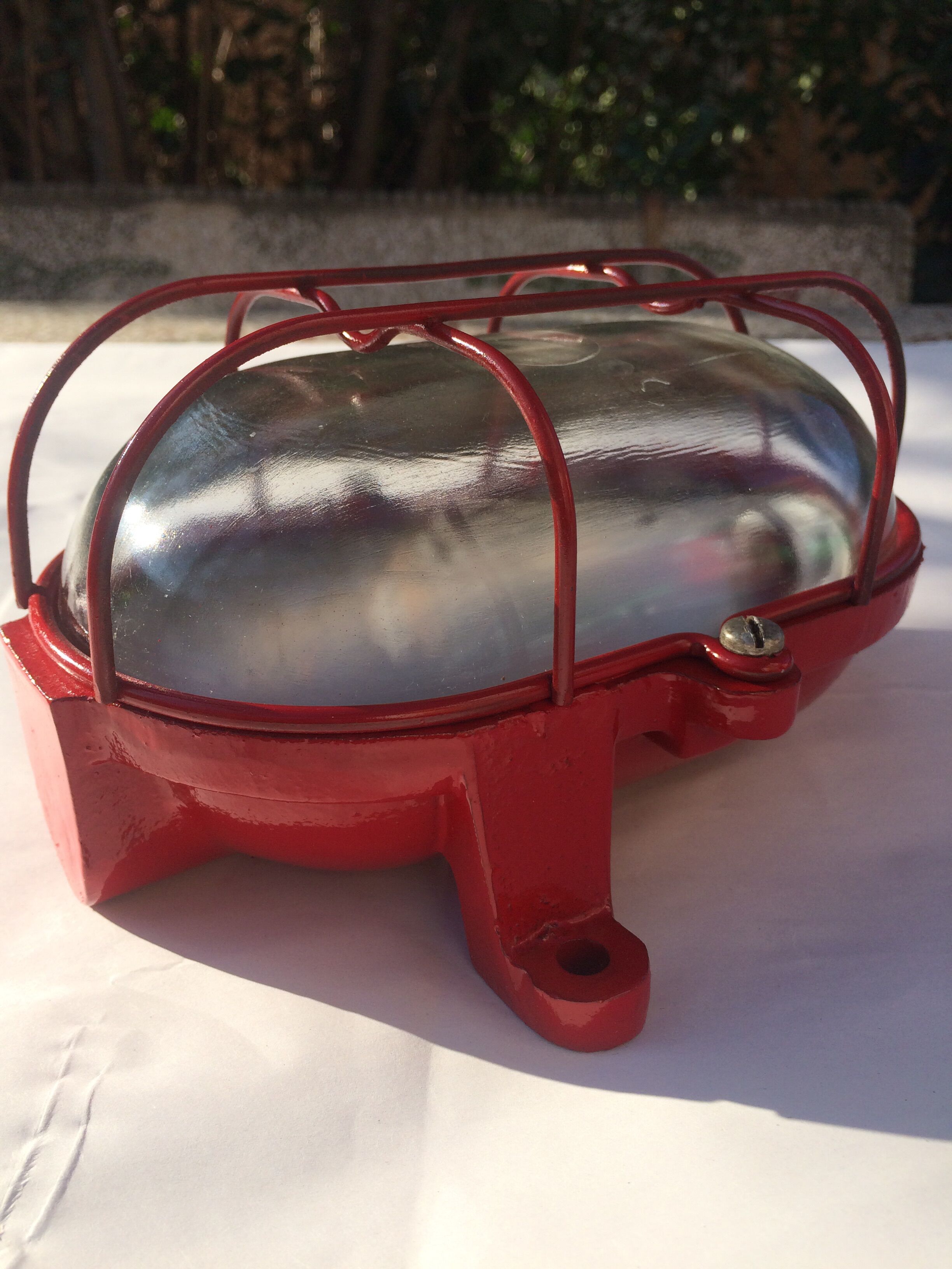 2 industrial wall lamps