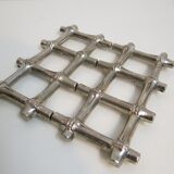 Stainless steel stretch underside