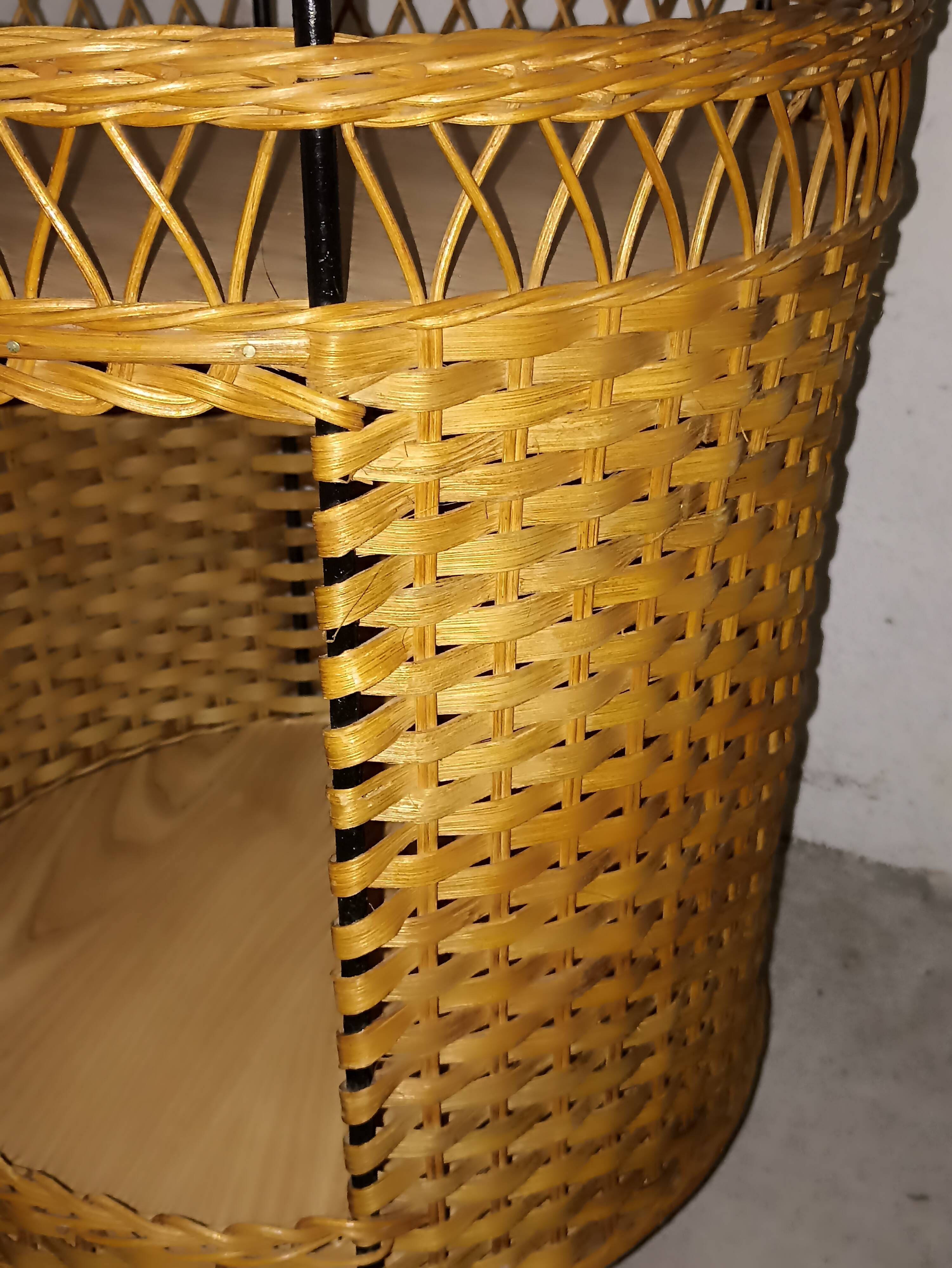 Vintage wicker bar