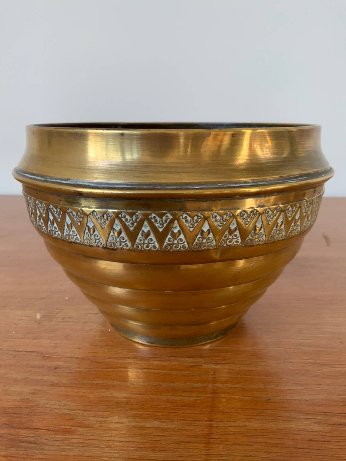 Vintage brass plant pot