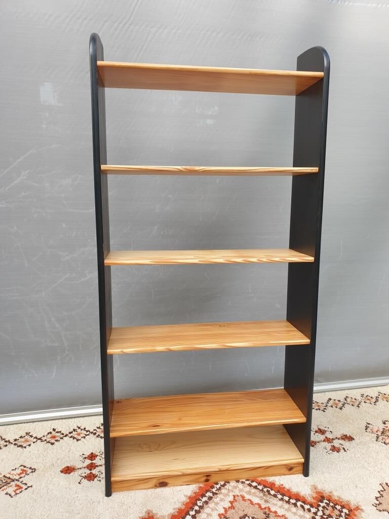 Black two-tone pine shelf