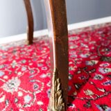 Table française de style Louis XV avec supports en bronze