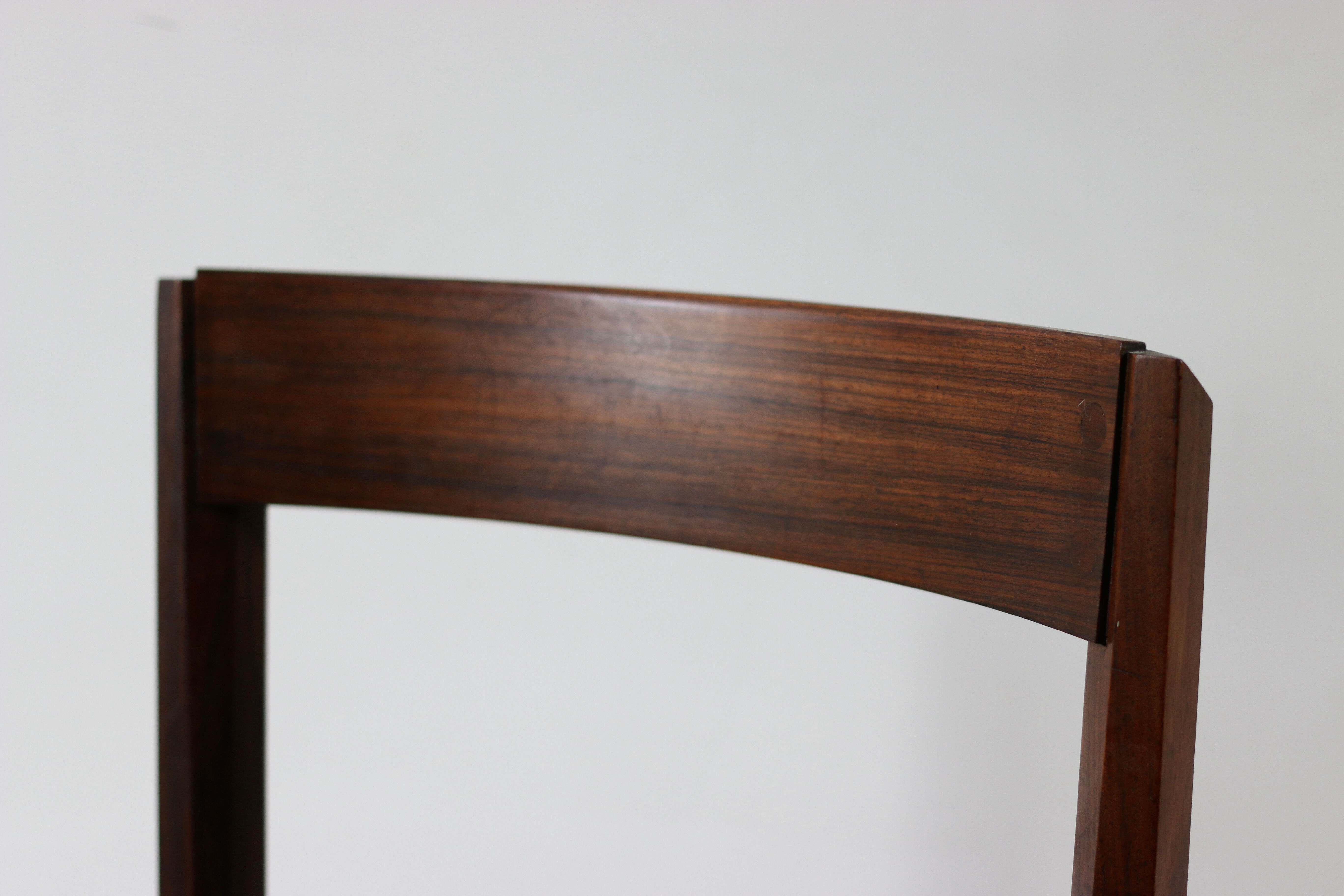 Series of 6 Scandinavian rosewood Gessef chairs