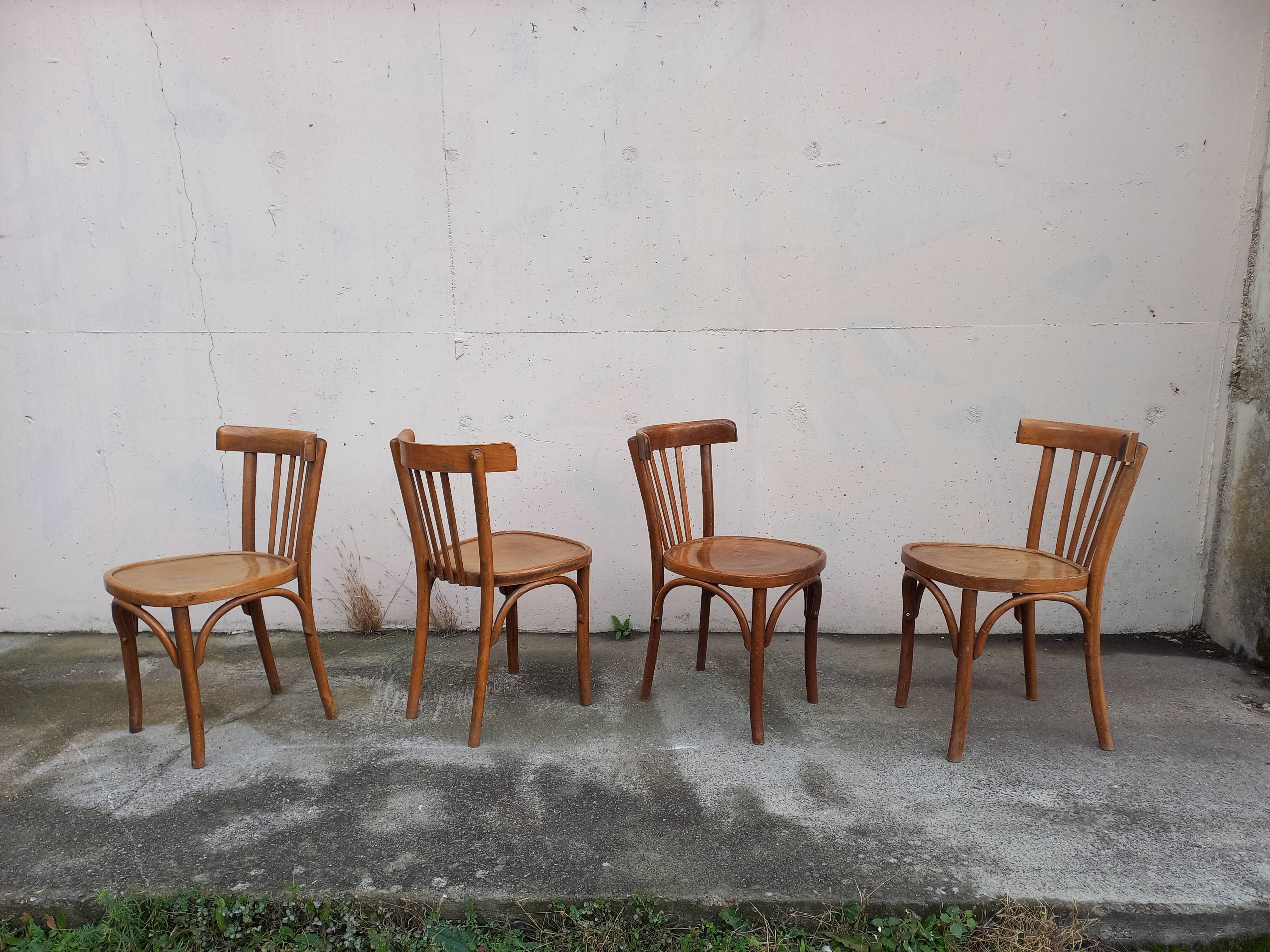 Chaises bistrot vintage