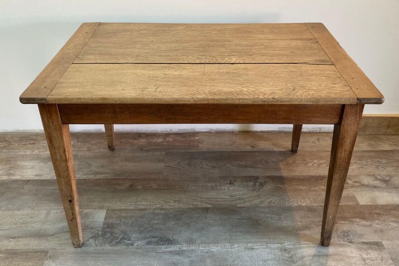 Oak farmhouse table
