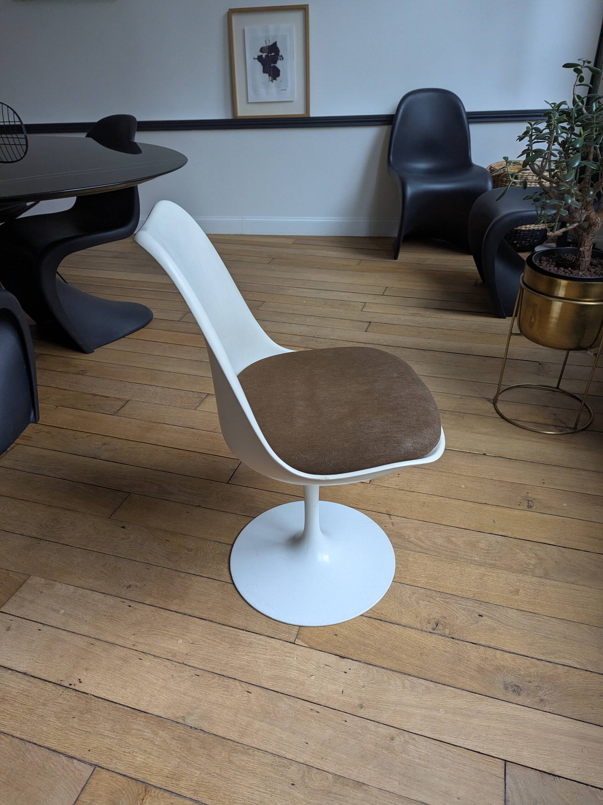 Vintage Tulip Knoll Saarinen Swivel Chair