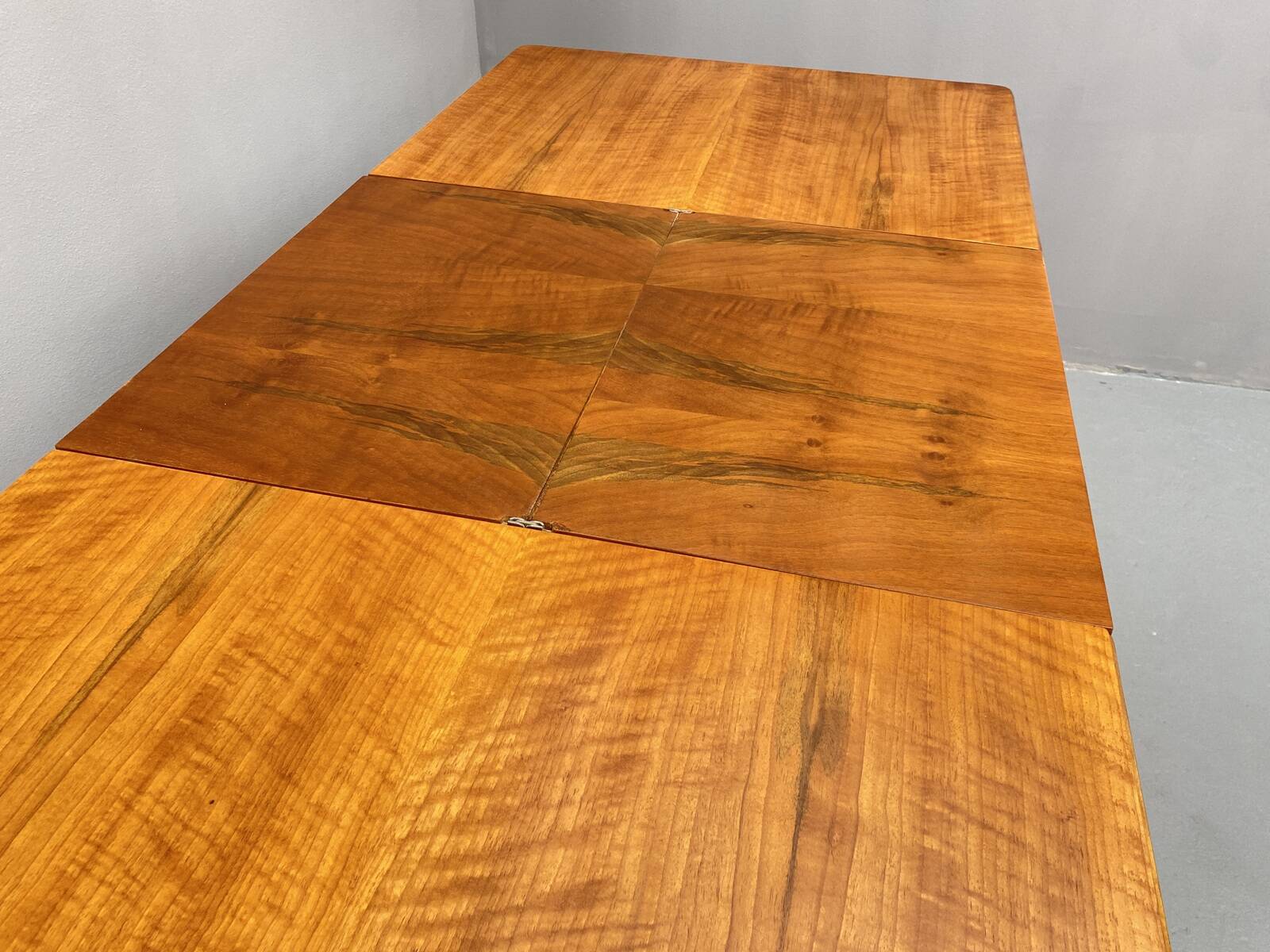Table à manger réglable en noyer par Setona, années 1950, Tchécoslovaquie