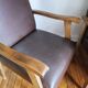 Paire de fauteuils moleskine marron