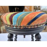 Napoleon III piano stool