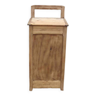 Laundry box