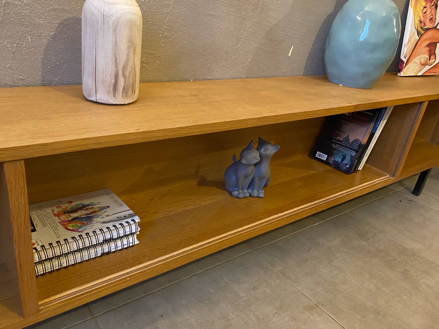 Vintage sideboard (shallow)