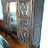 3-door walnut wardrobe with mirror
