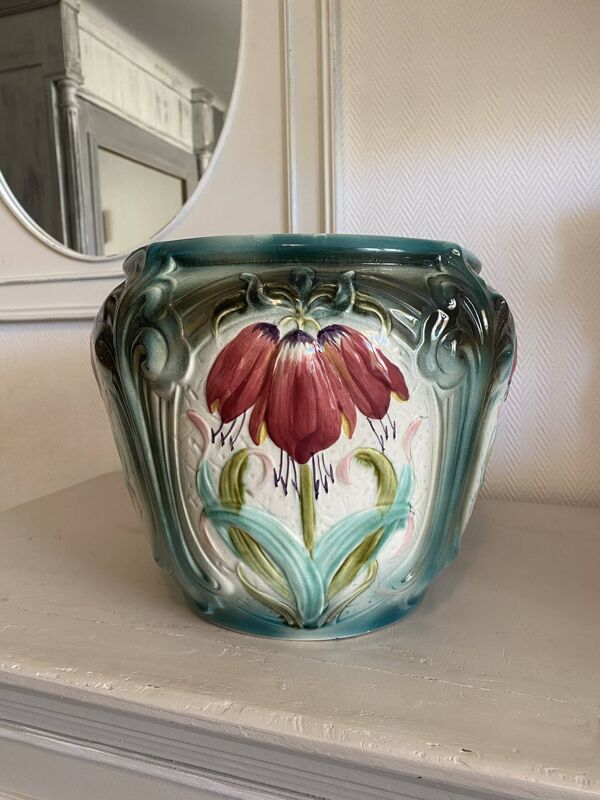 Grand cache-pot ancien en barbotine art nouveau