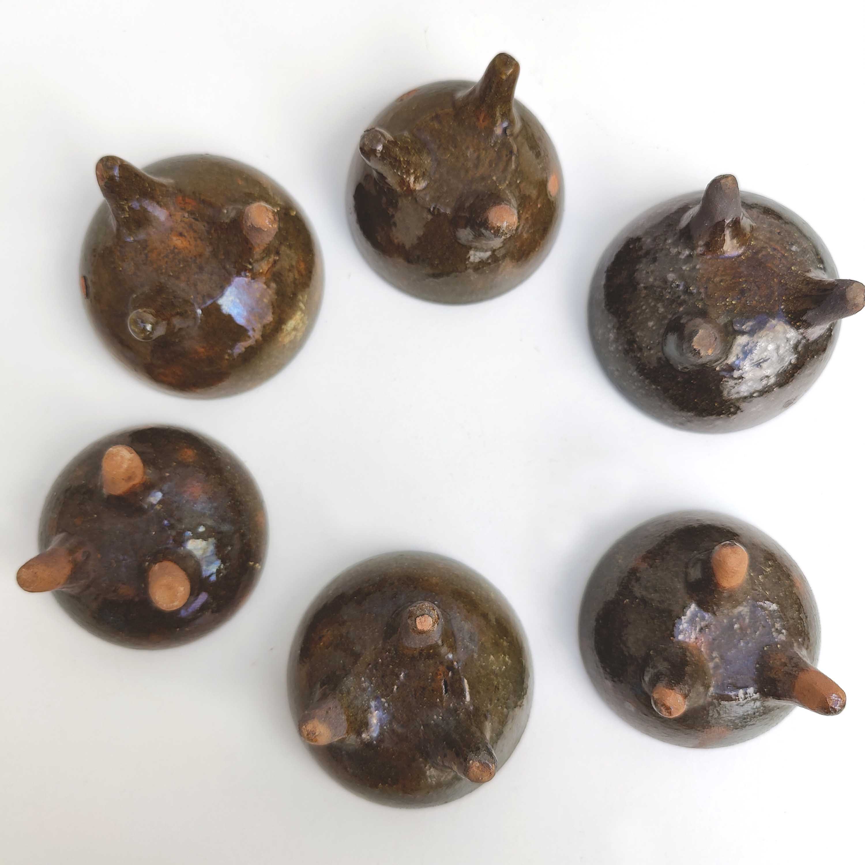 Lot 6 bols tripodes terre cuite forme anthropomorphe