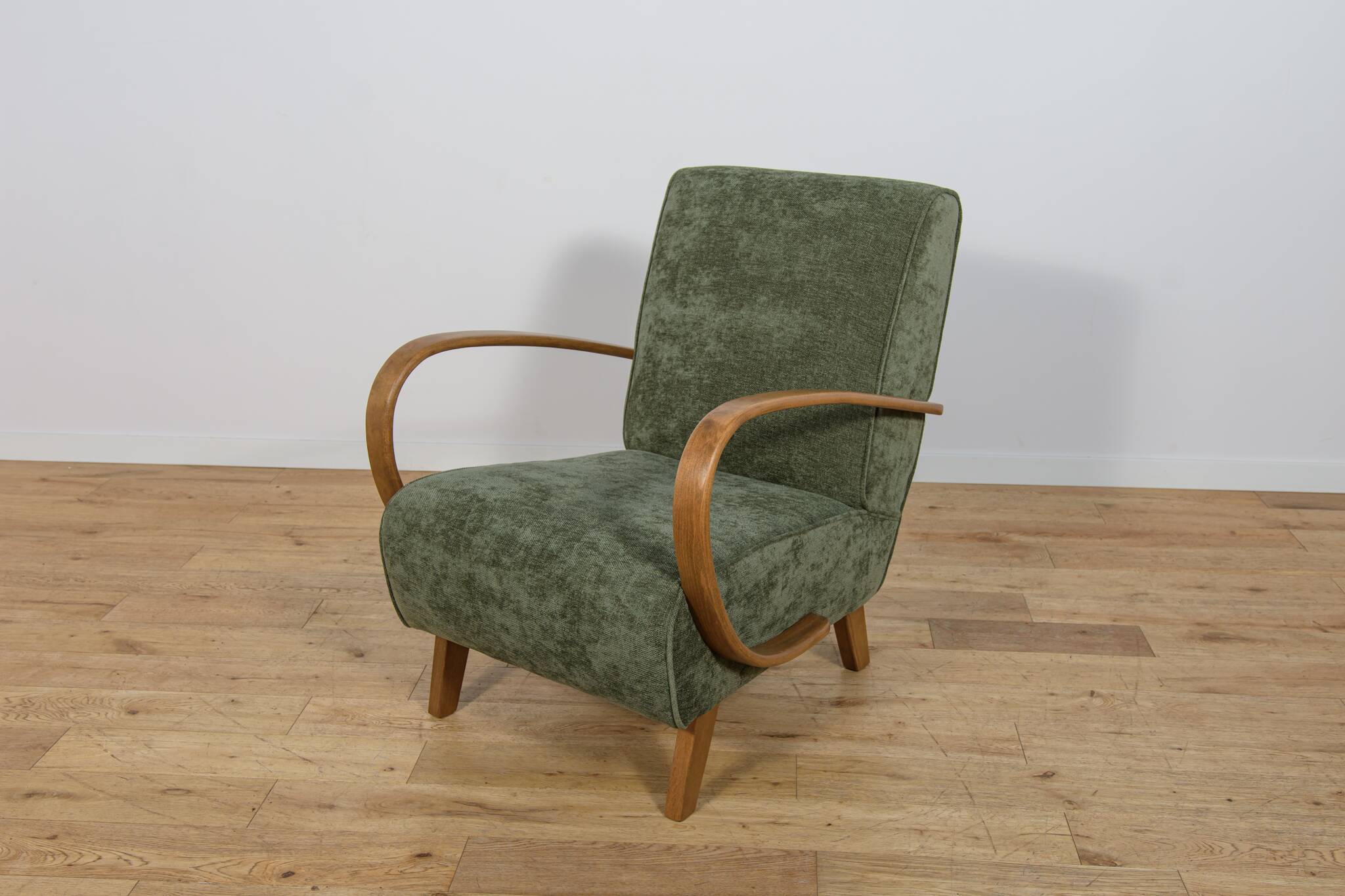 Model H 410 Armchair by Jindřich Halabala for Up Závody, 1930s