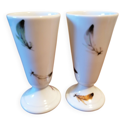 2 mazagran en porcelaine à décoré de plumes