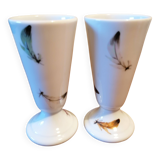 2 mazagran en porcelaine à décoré de plumes