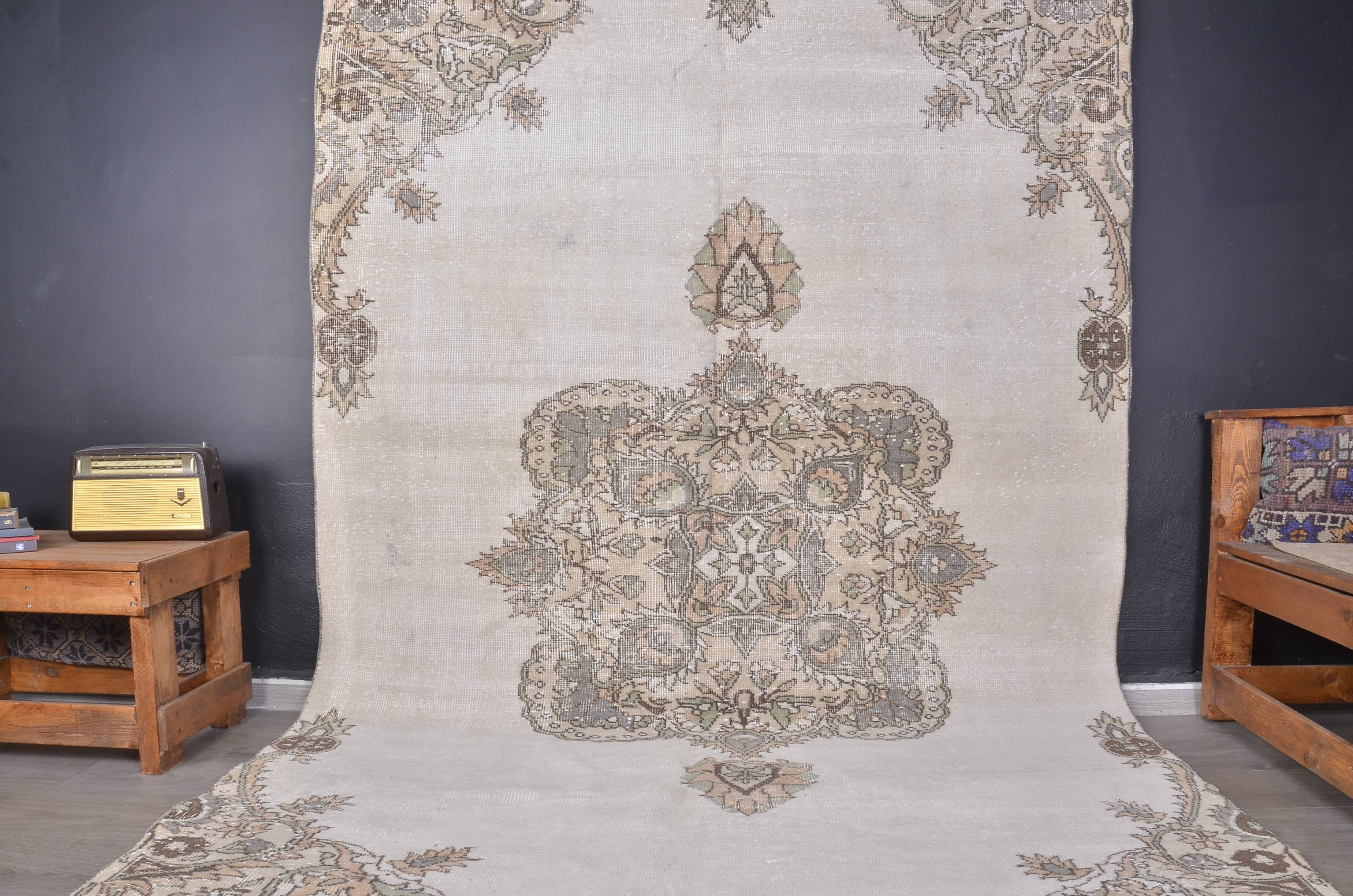 Oushak Anatolian Floral Carpet sku 1321