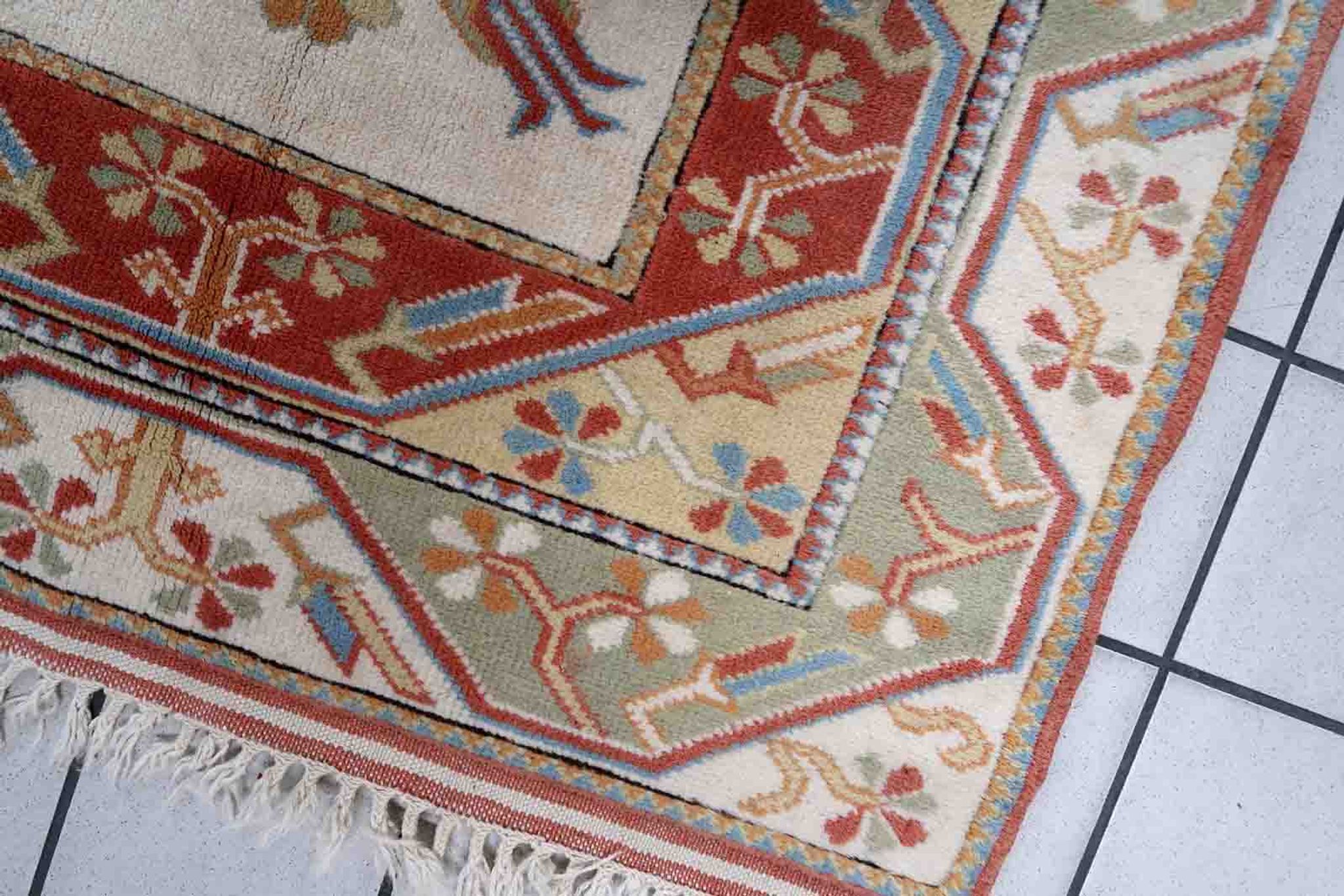 Vintage Turkish Kars handmade carpet 116cm x 175cm 1960s