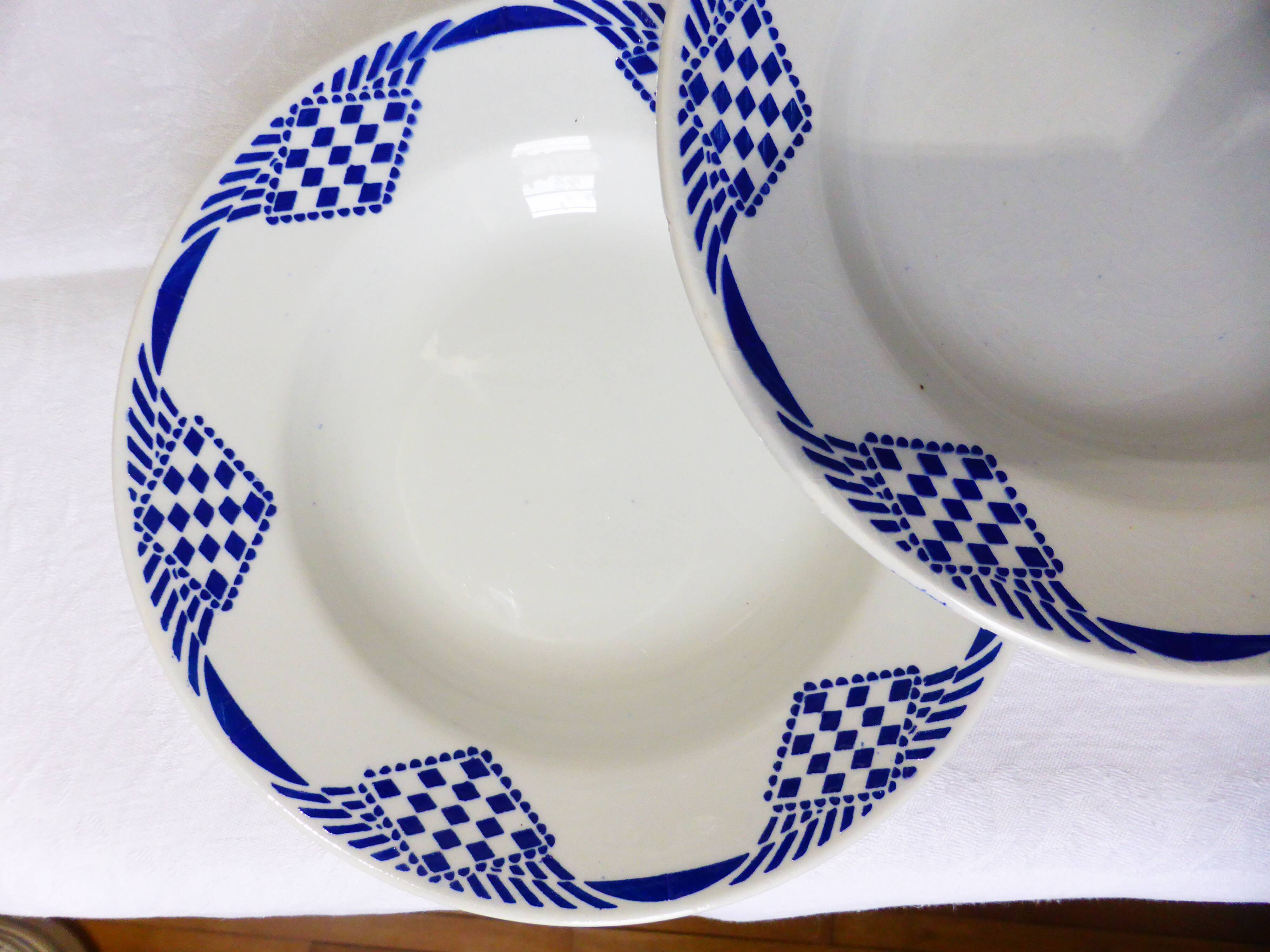 4 deep plates from Moulin des Loups et Hamage, Pantin model 211233