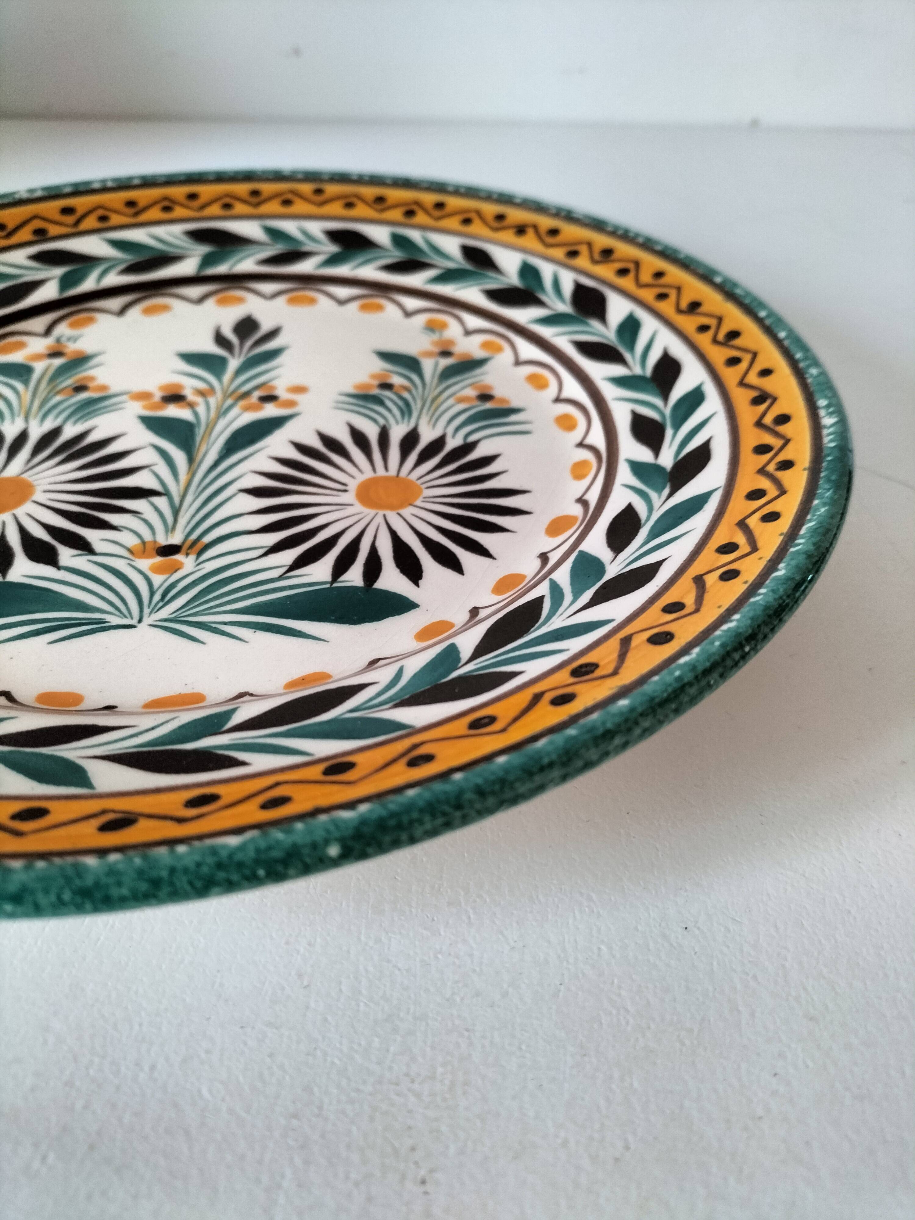 HB Quimper plate, Camaïeu model, green and saffron floral decoration