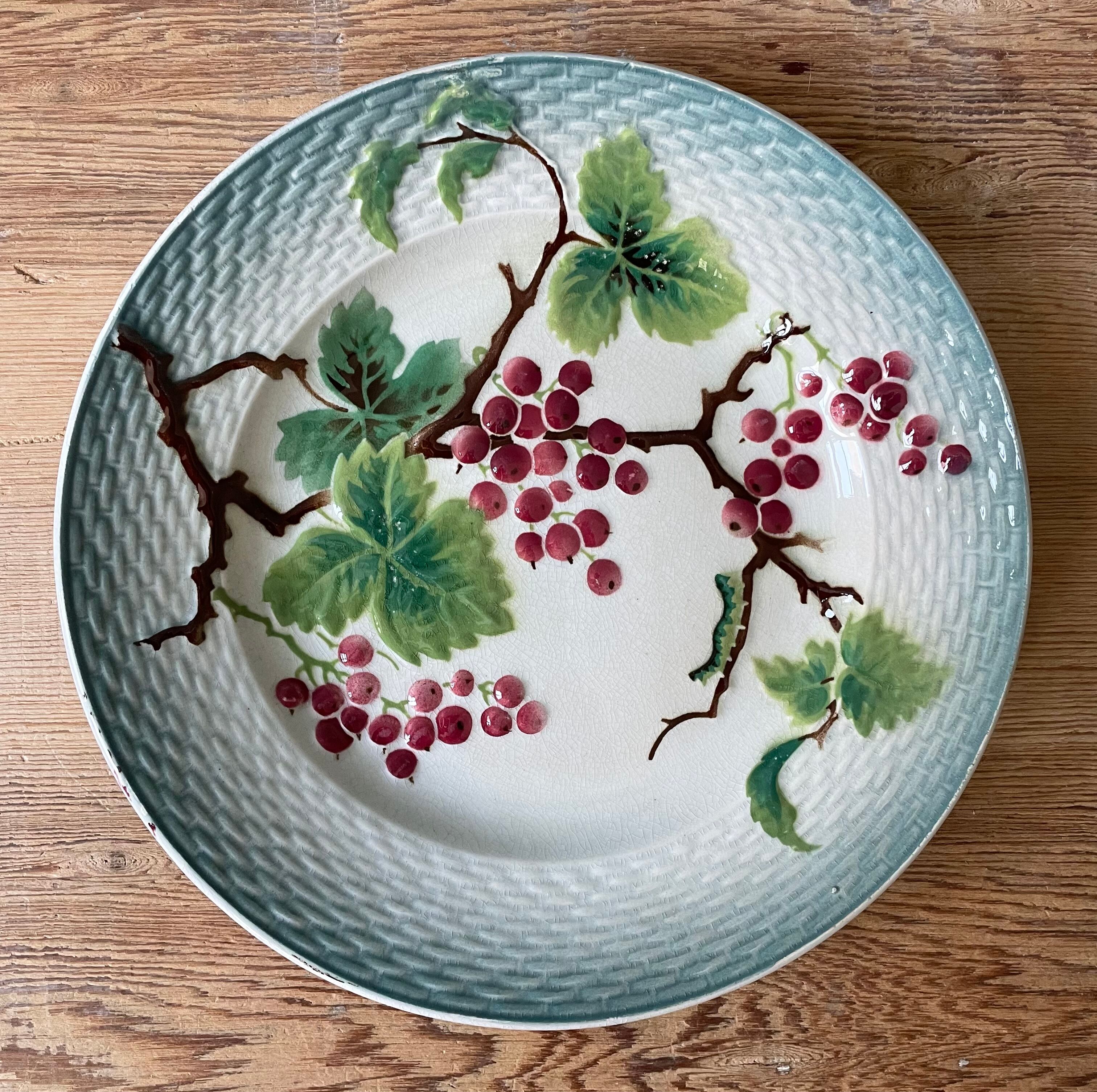 Set of 4 dessert plates in slurry St Amand Hamage