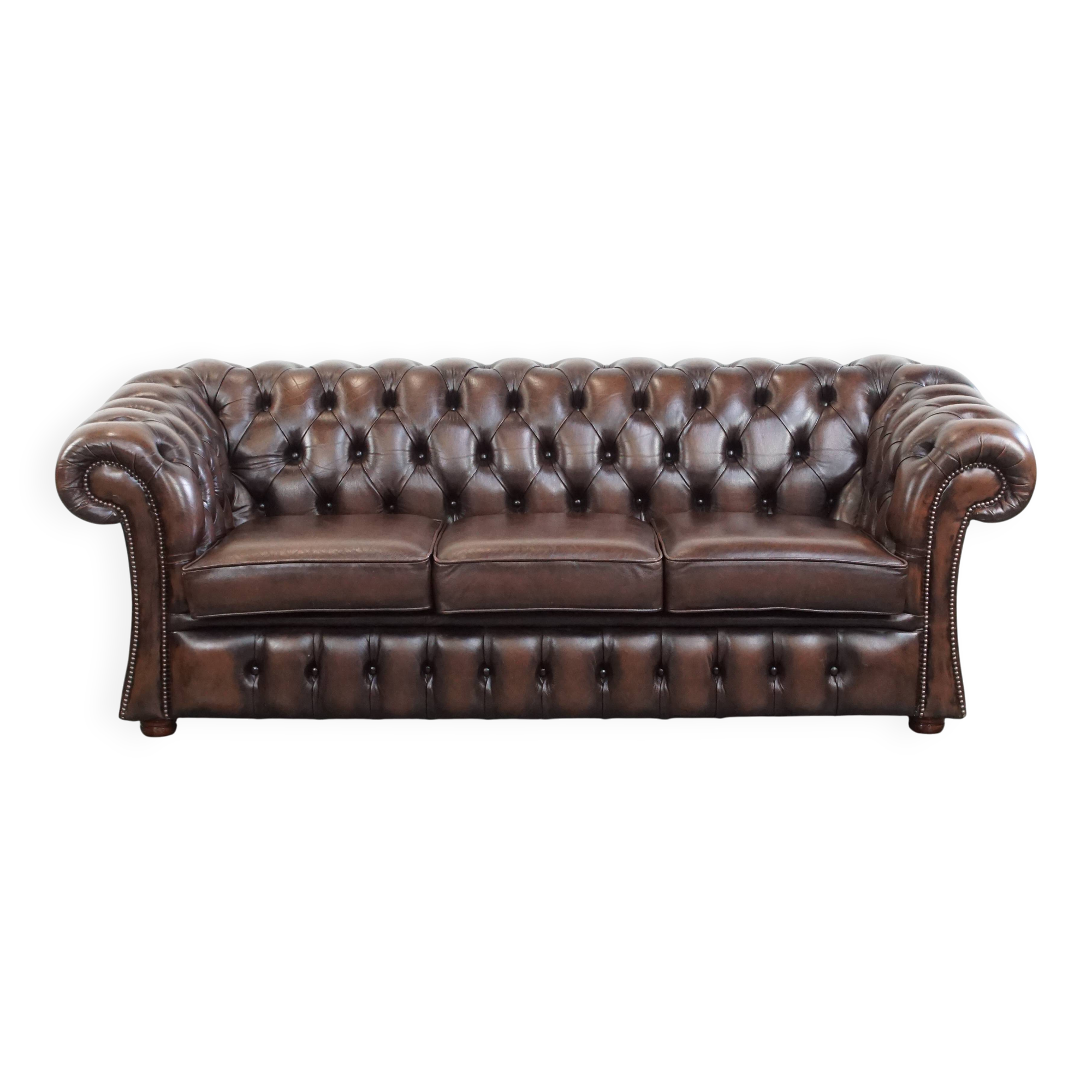 Canapé Chesterfield 3 places en cuir de vache de style anglais