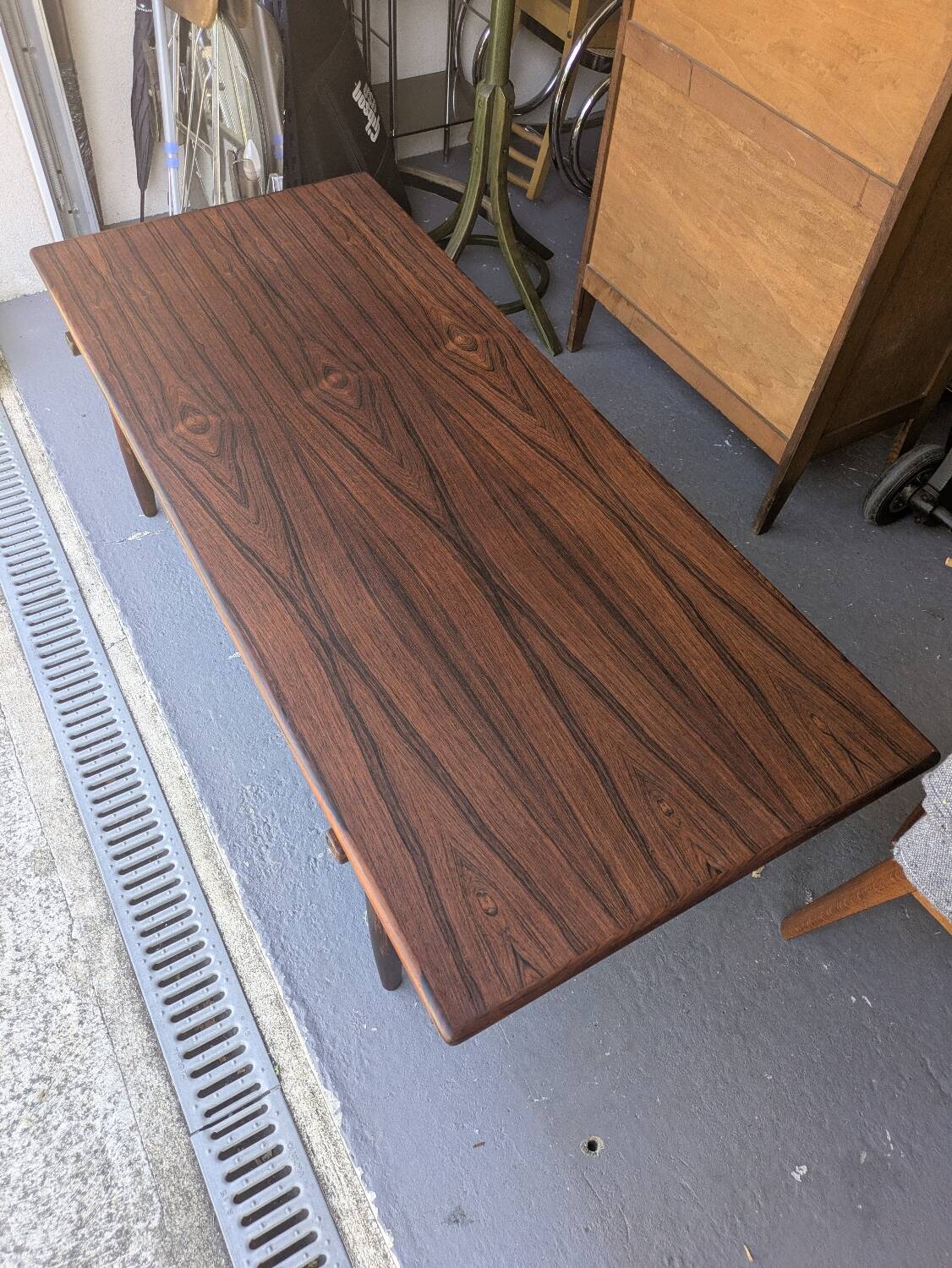 Vintage rosewood coffee table – Scandinavian style from the 60s