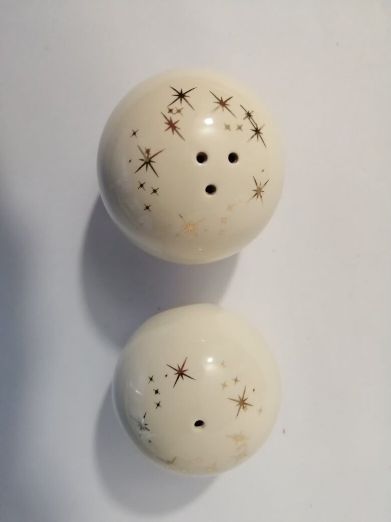 Salt and Pepper Shape Ball Decorating Stars For Christmas Table