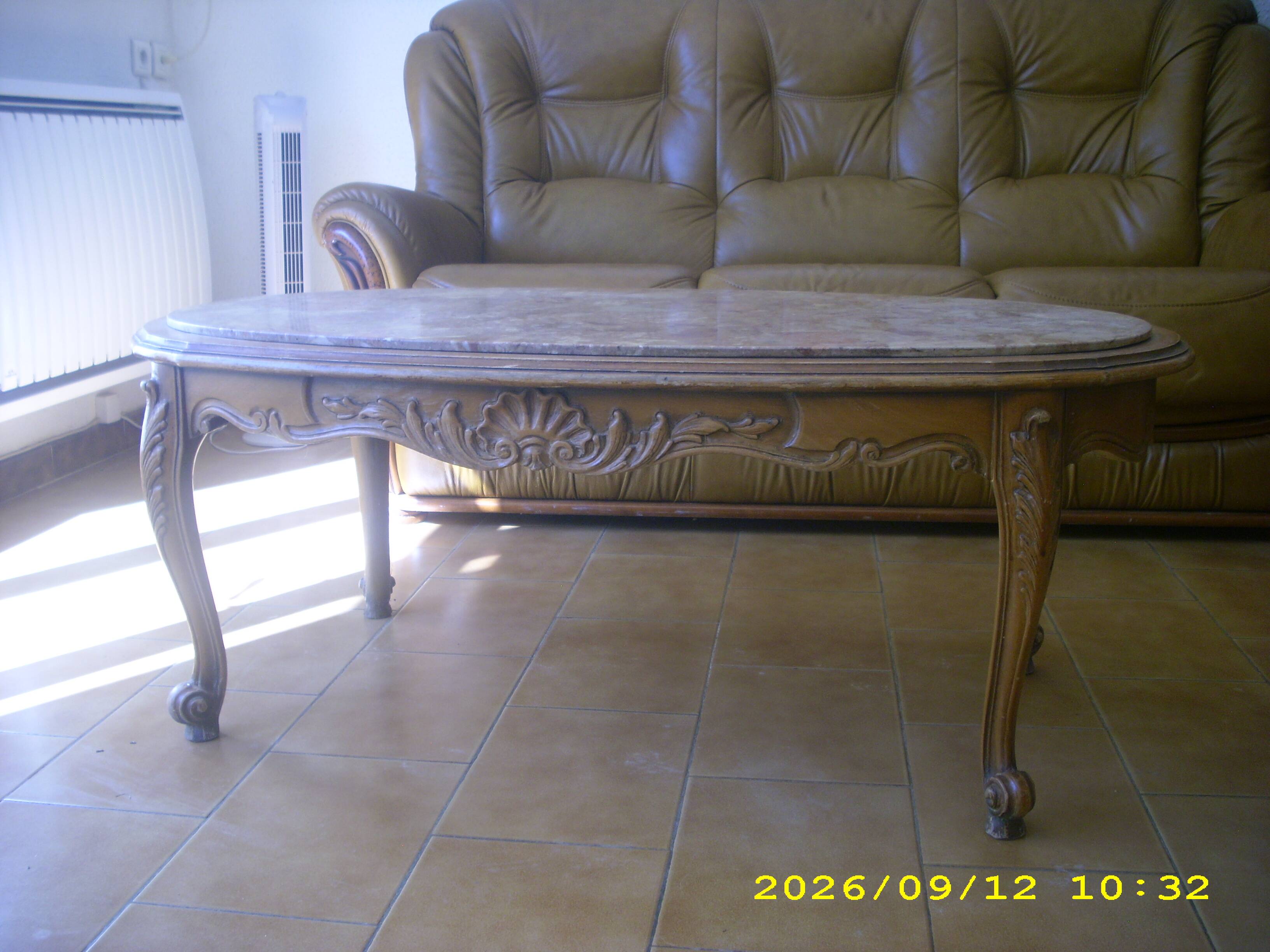 Table basse ovale