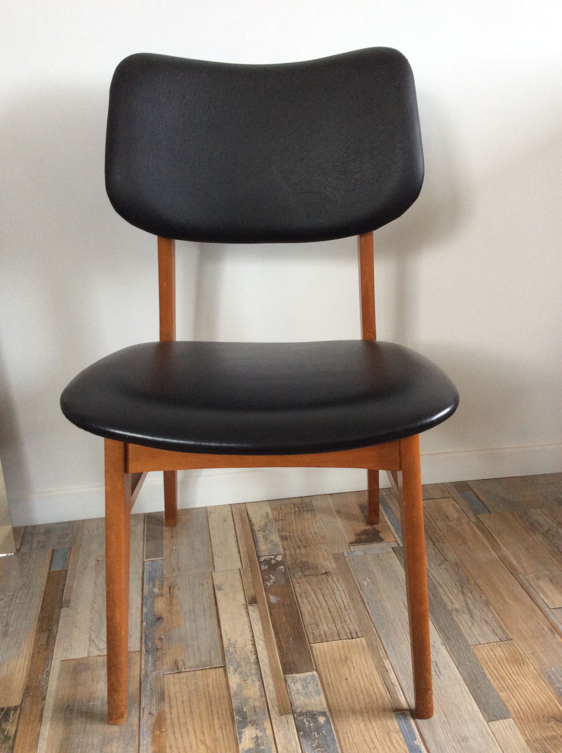 Scandinavian chair of the 60s in teak and black skaï