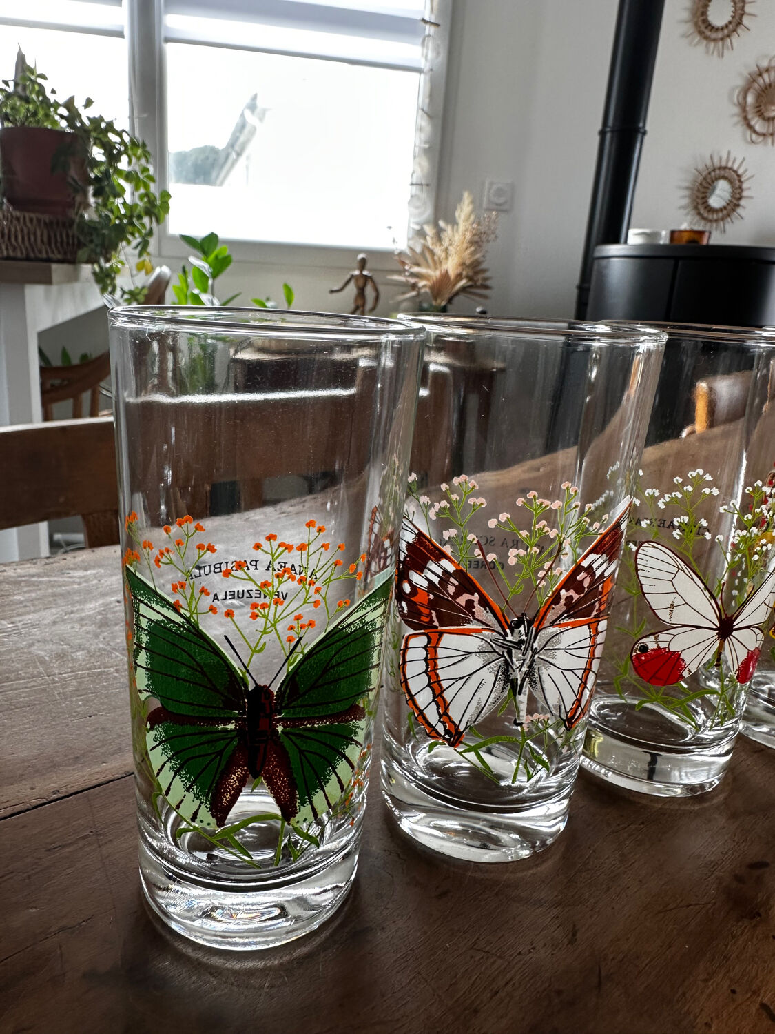 Set of 6 vintage glasses with butterfly decoration – 70s/80s