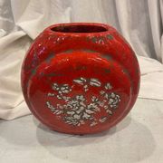 Vase rouge