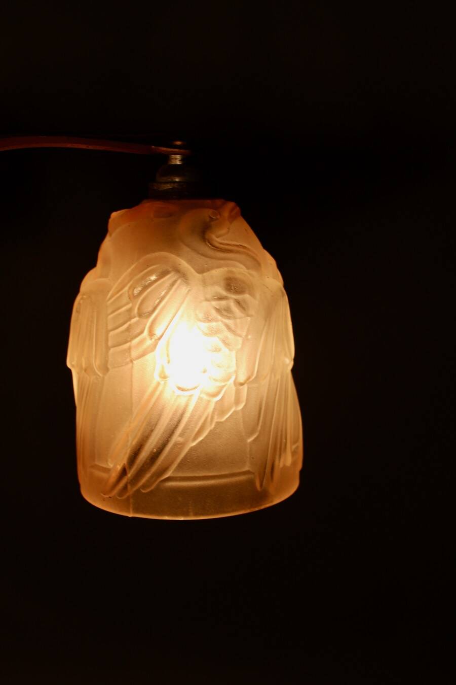 Lustre Art Deco En Verre à Décor d'Oiseaux Noverdy