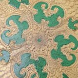 Venetian nesting table