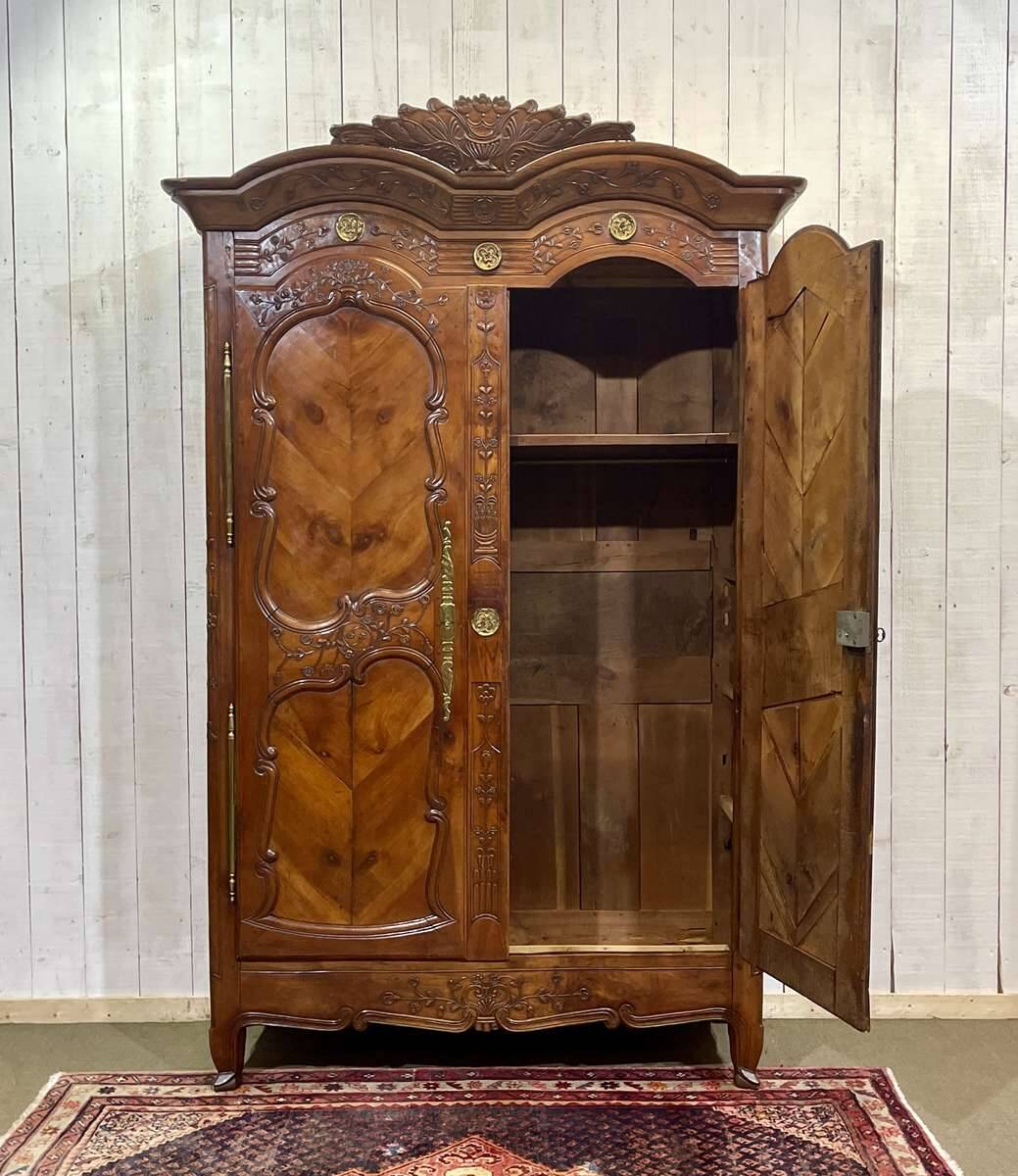 19th-century Rennes wardrobe in cherry wood signed Louis Boutin