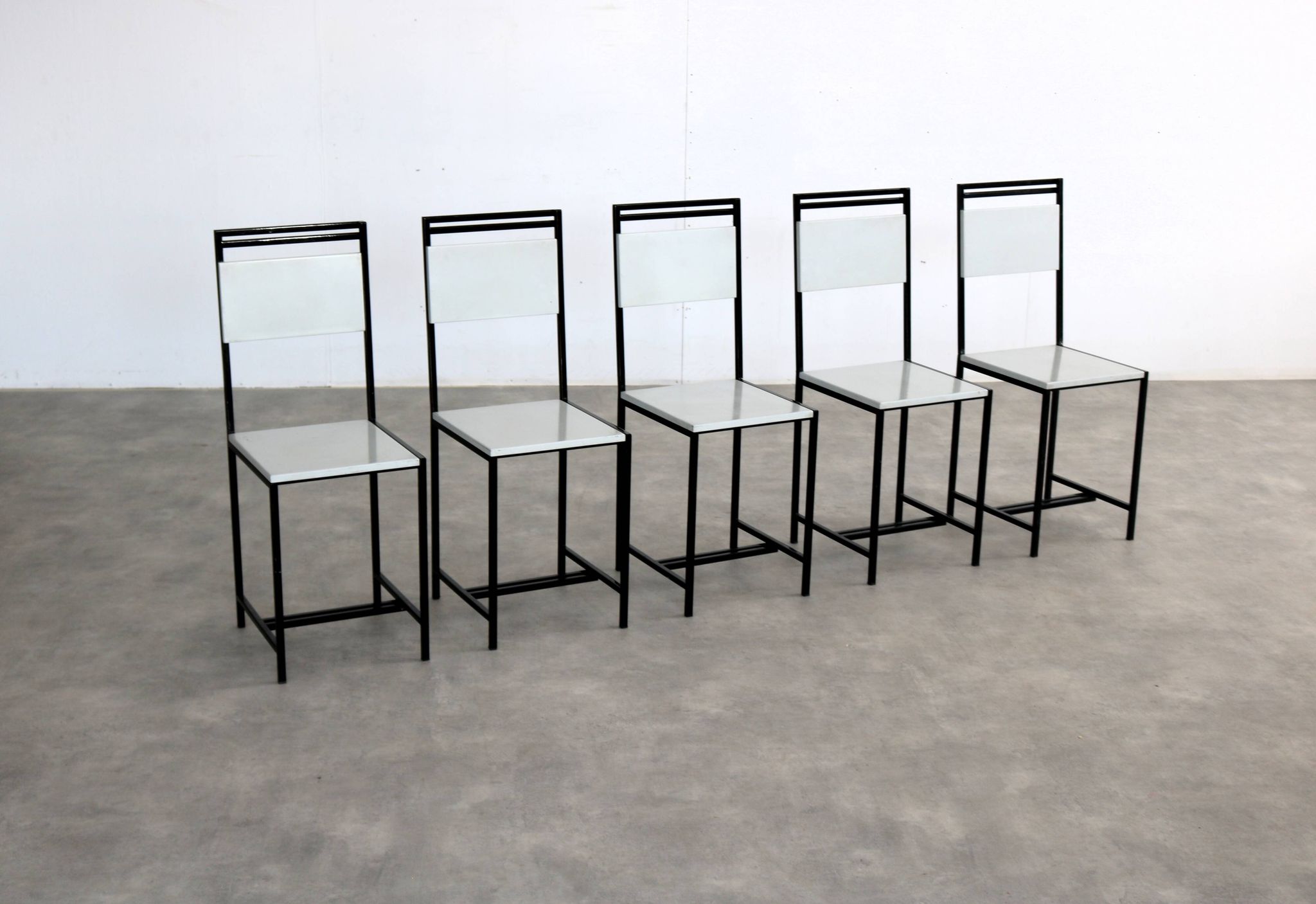 5 chaises de salle à manger, années 1960