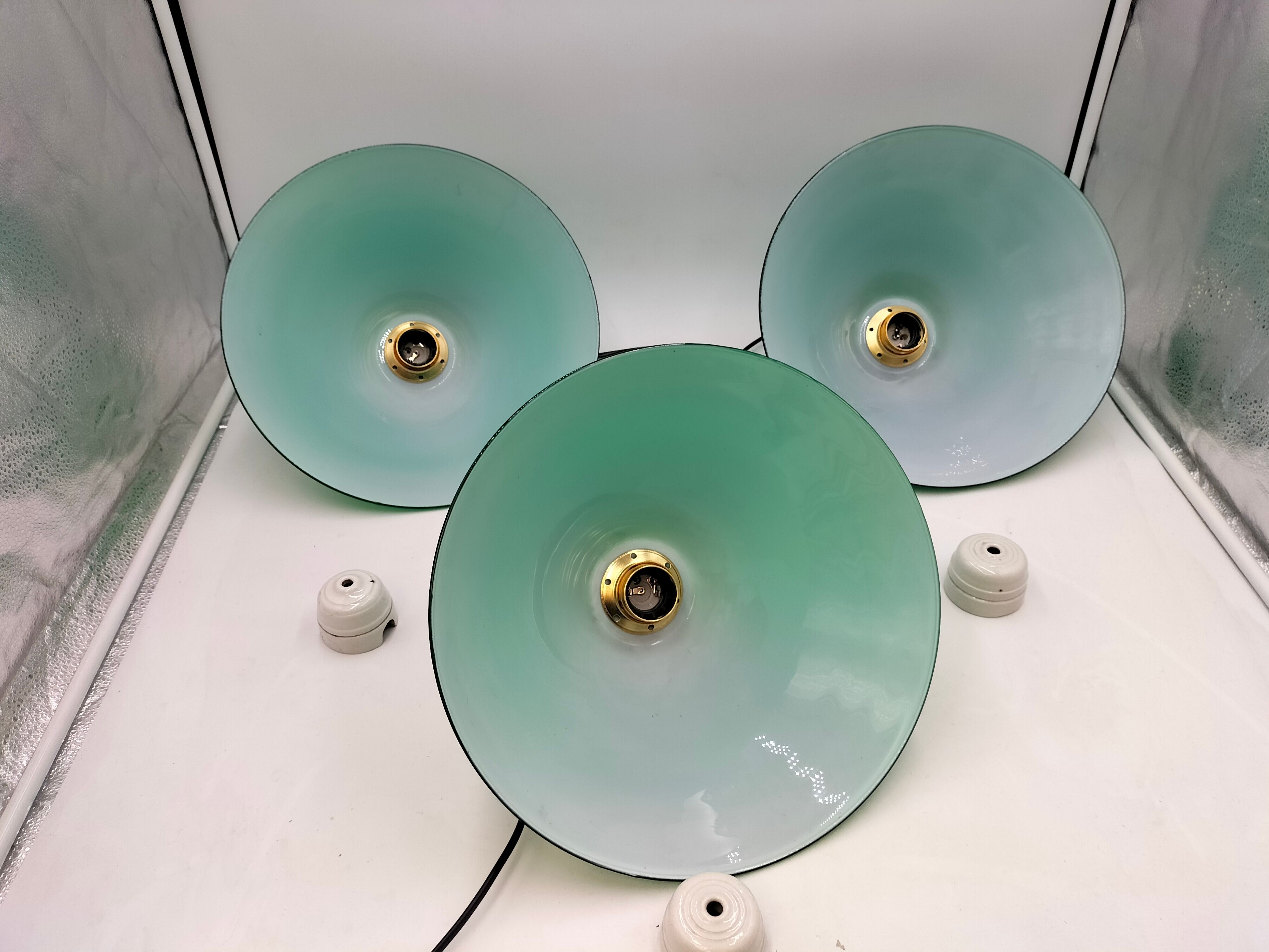 Lot de 3 opalines vertes anciennes