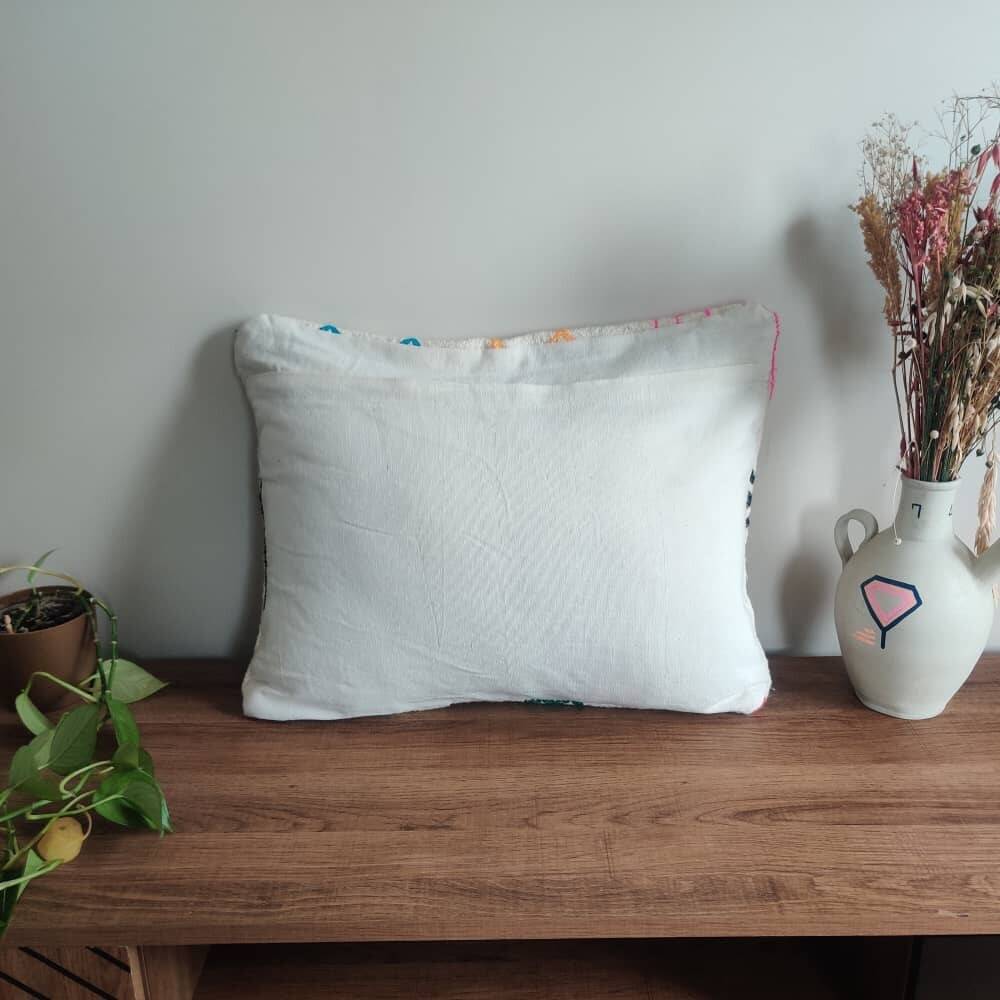 Coussin kilim marocain tribal