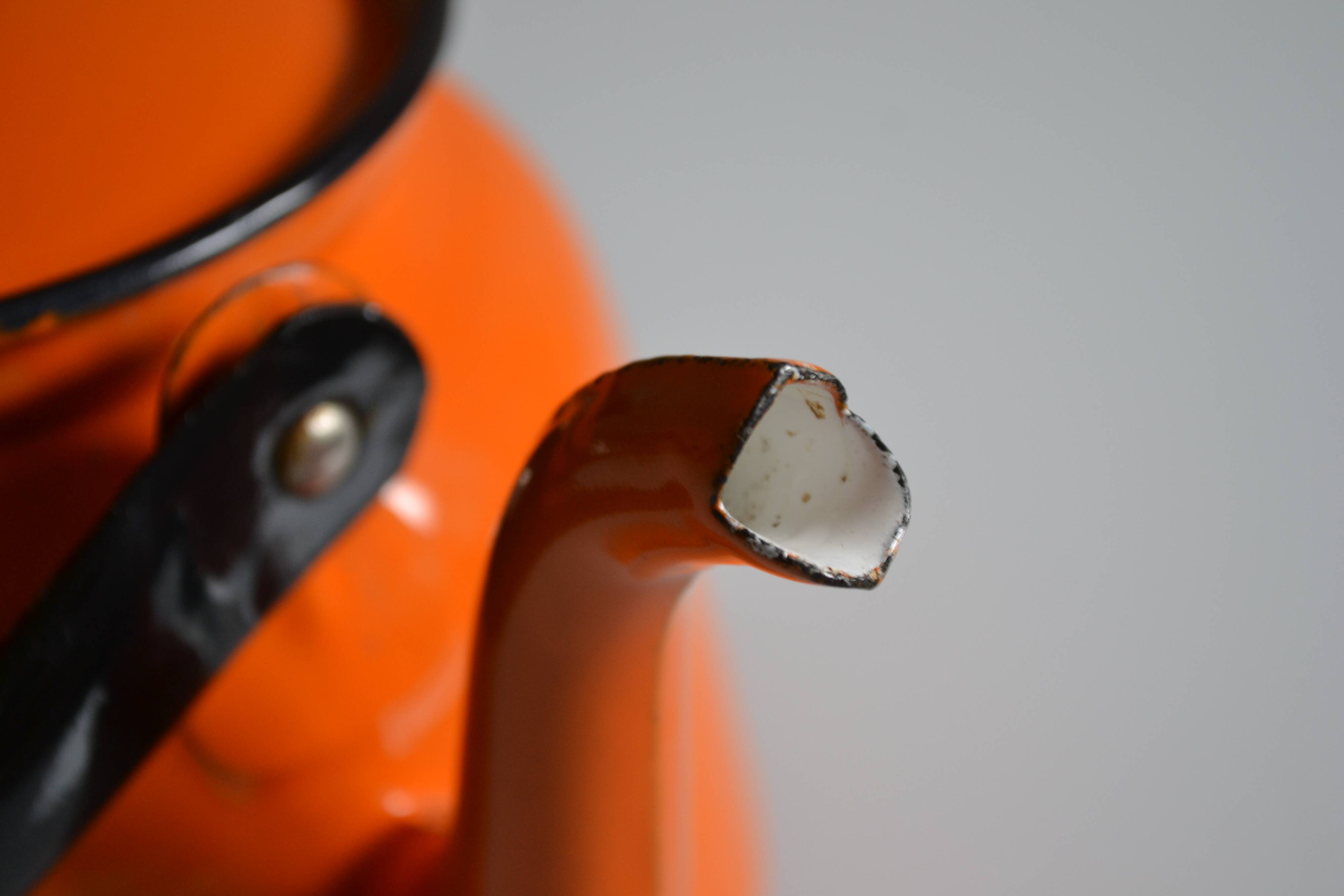 Vintage kettle orange enameled steel 1.5 liter